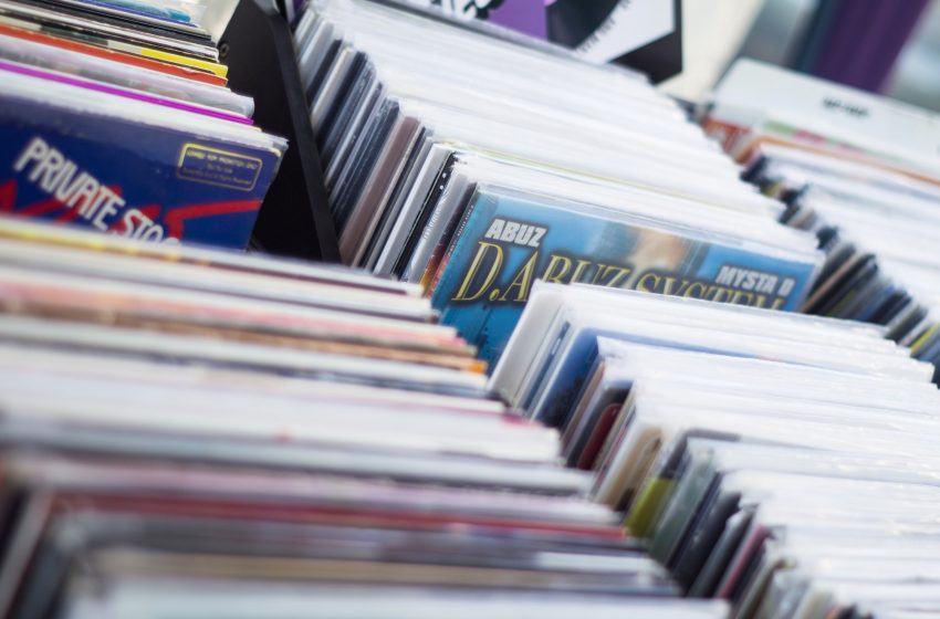  A importância da divulgação de CDs promocionais para o artista